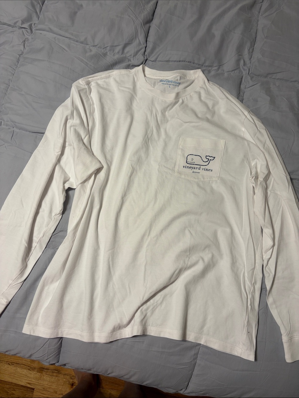 Vineyard Vines woman’s  Long-Sleeve Pocket Tee - White with Navy Logo